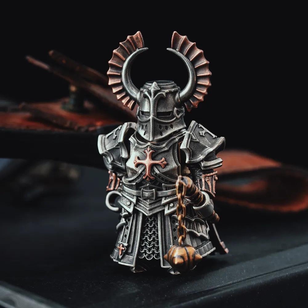 š„2025 NEW ARRIVALš„Medieval Knight Metal Statue (Magnetic Detachable)